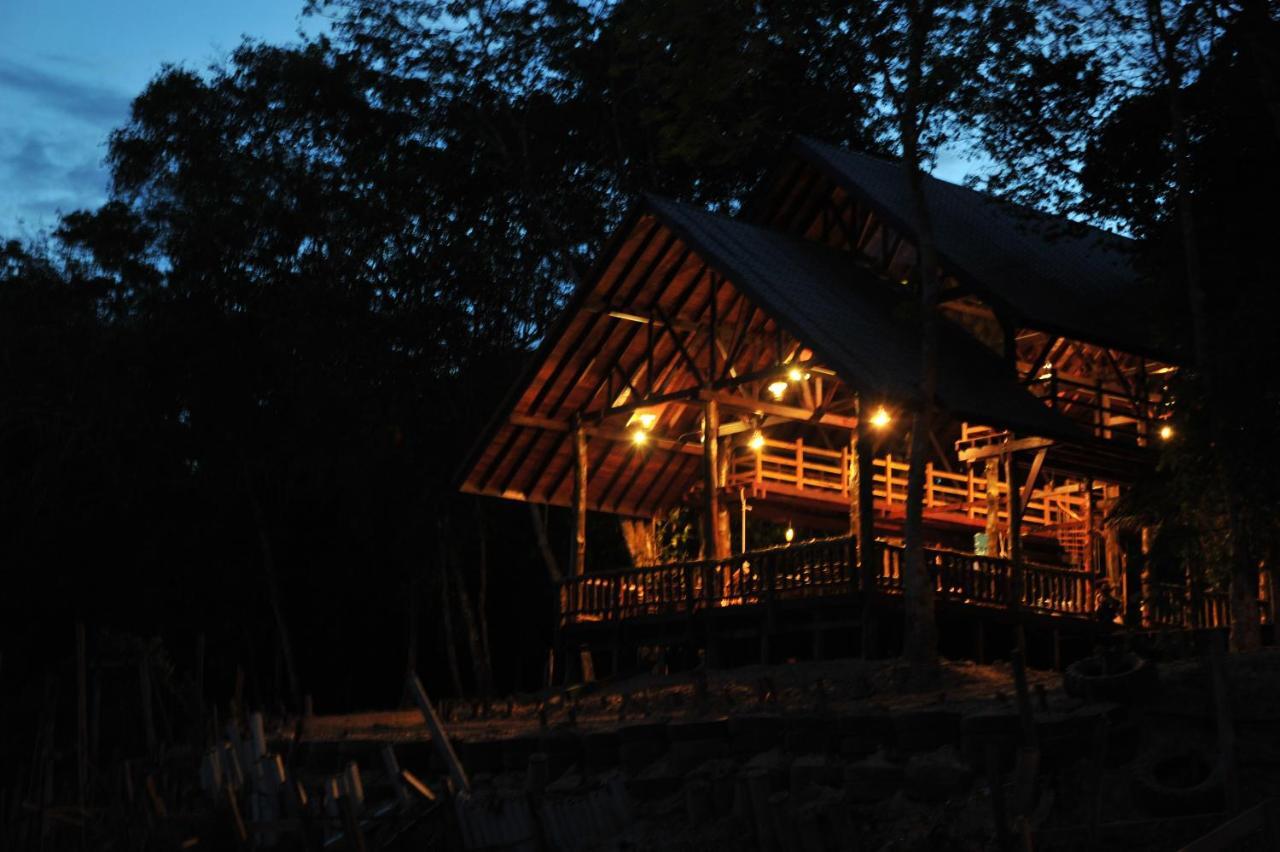 Borneo Natural Sukau Bilit Resort Exteriér fotografie